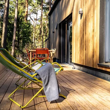 בית נופש Waldvilla Haus Gustav Am Ostseestrand