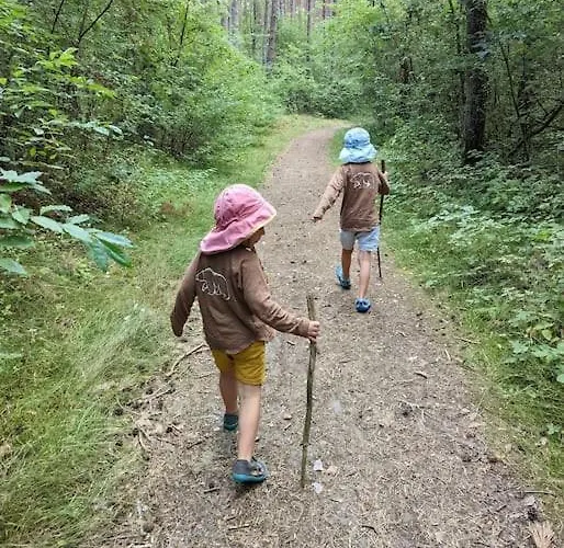 펜션 Waldvilla Haus Gustav Am Ostseestrand 루브민